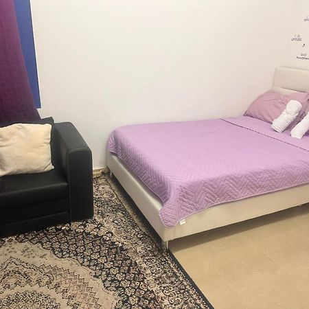 The Purple Place Leilighet Abu Dhabi Eksteriør bilde