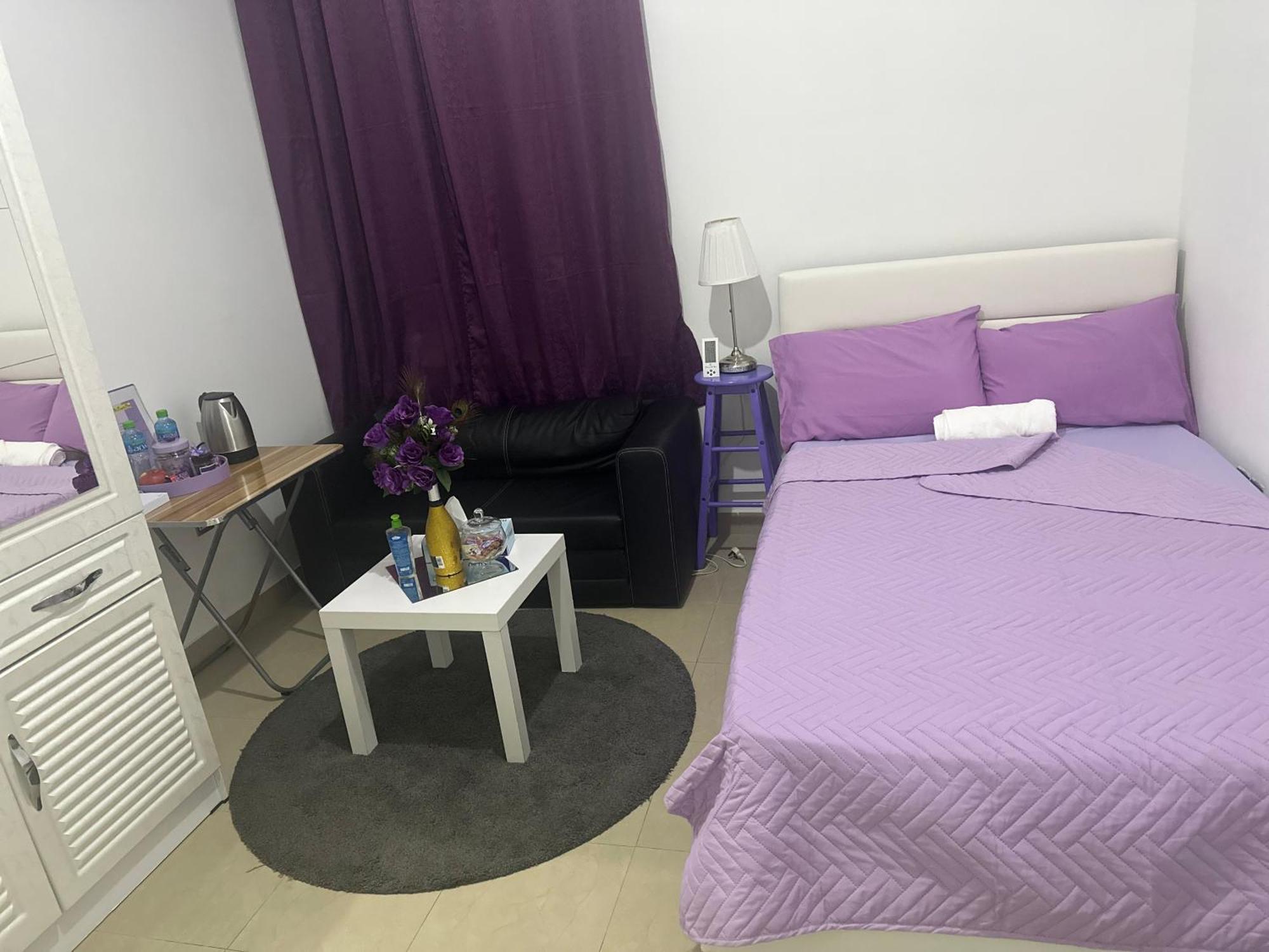 The Purple Place Leilighet Abu Dhabi Eksteriør bilde