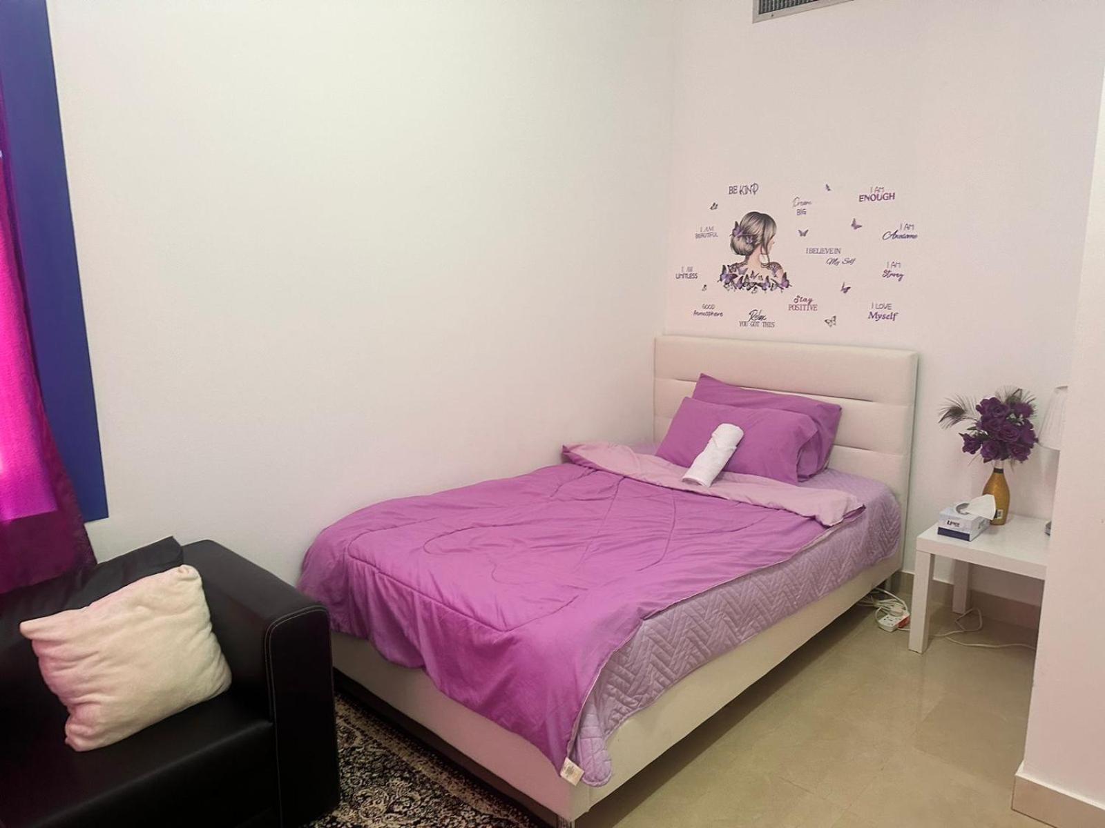 The Purple Place Leilighet Abu Dhabi Eksteriør bilde